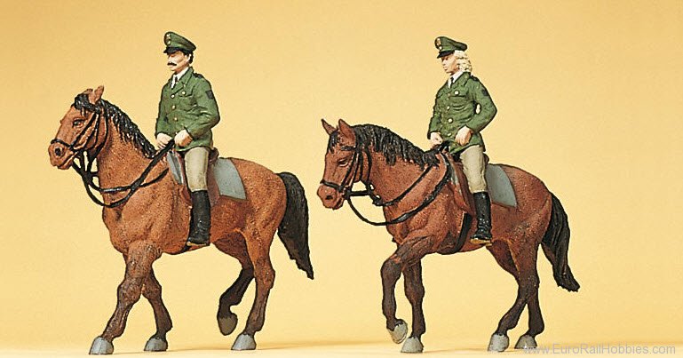Preiser 10390 Police and Firefighters -- German Mounted Pol