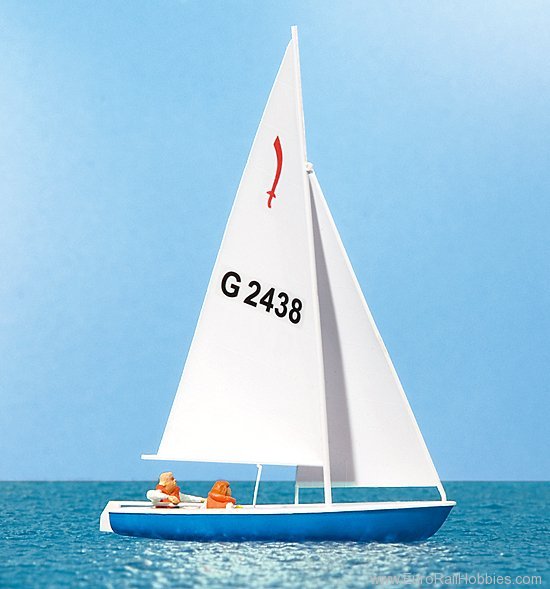 Preiser 10679 Sailors (3). Sailing boat 'Korsar'