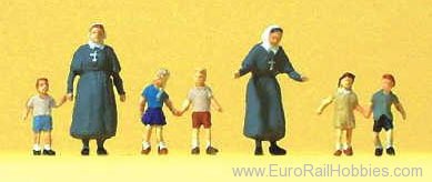 Preiser 79211 Protestant sisters with Children