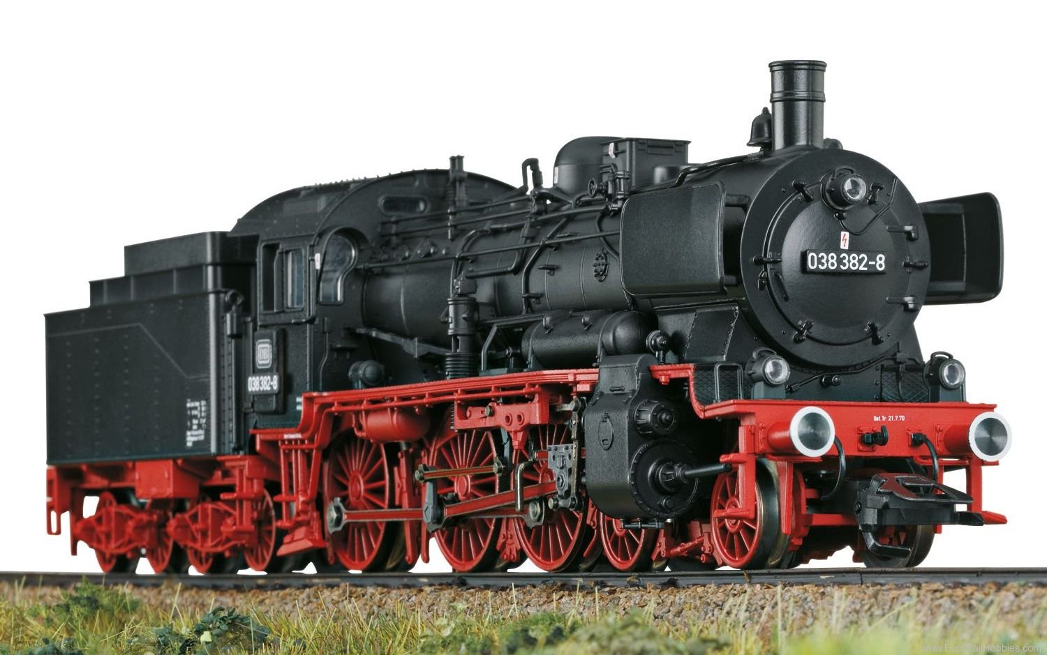 Trix 22895 DB Class 038 Steam Locomotive (MFX/DCC w/Soun