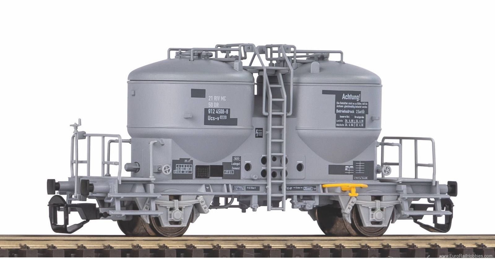 Piko 47755 TT cement silo wagon with patches DR IV