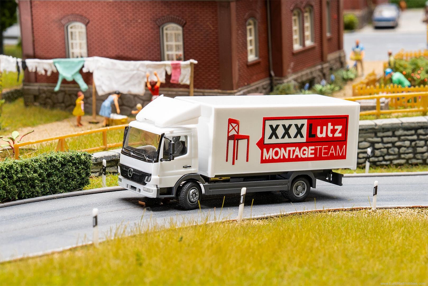 Faller 161452 Lorry MB Atego XXXLutz (HERPA)
