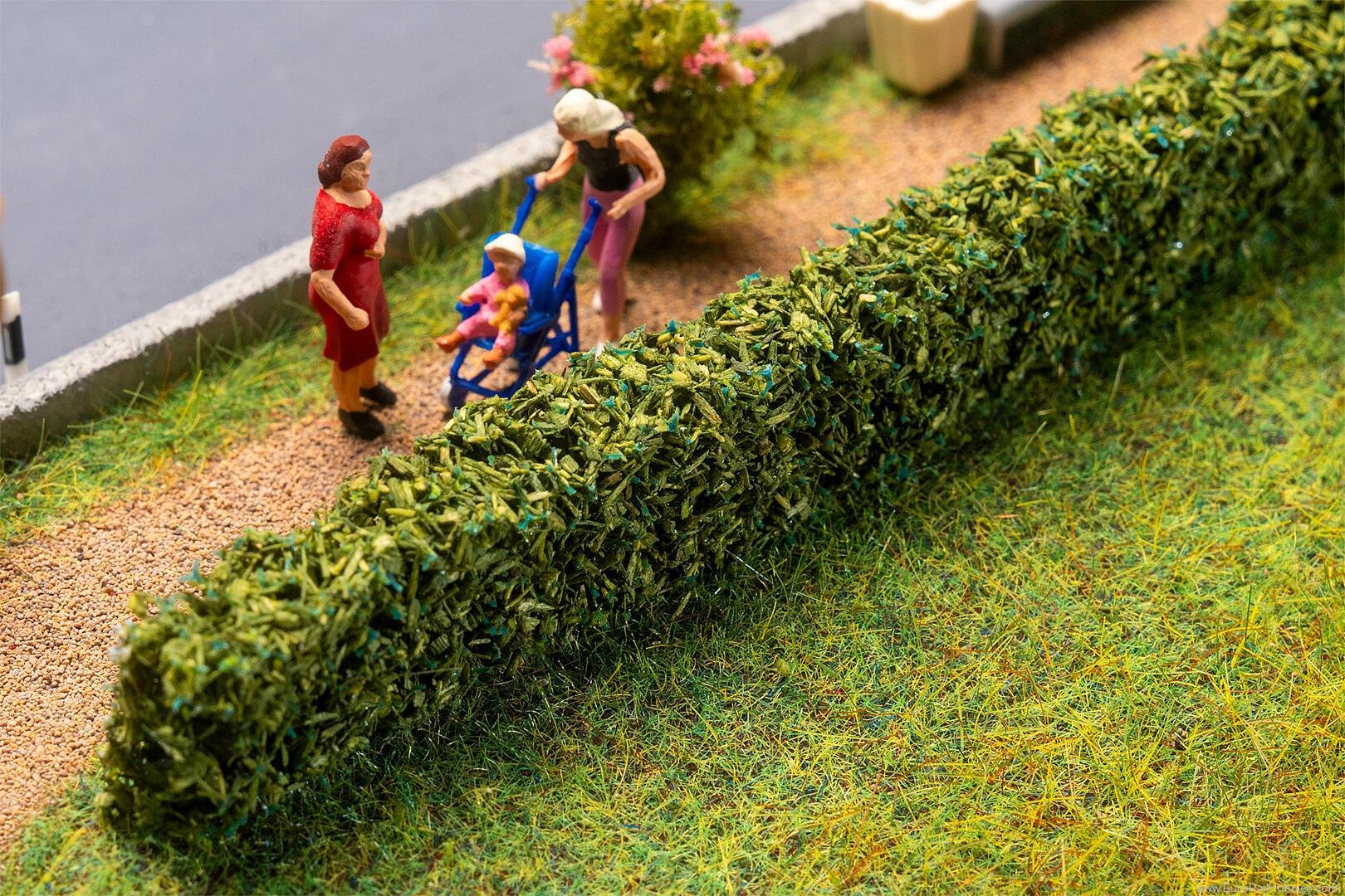 Faller 181158 2 Thuja hedges