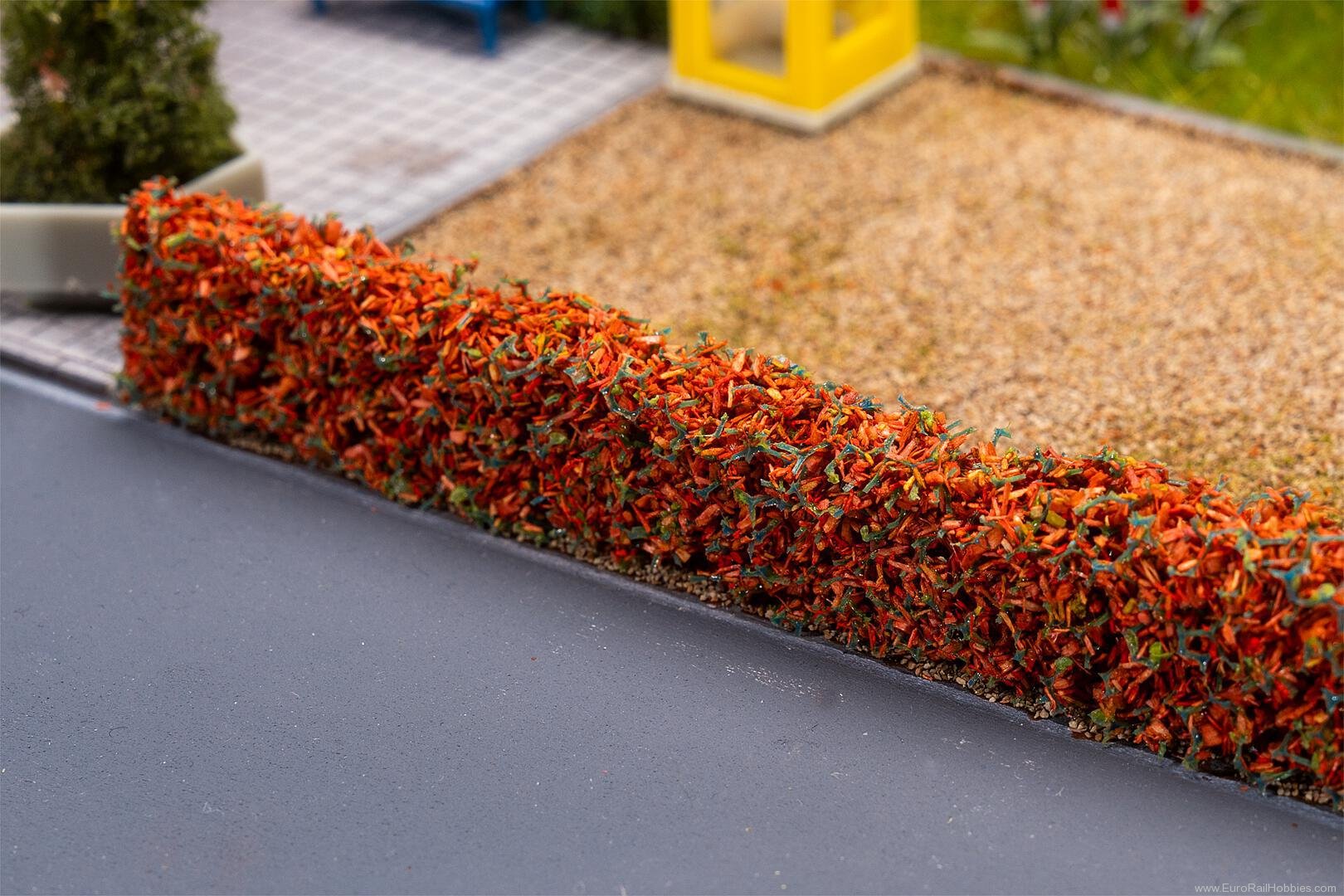 Faller 181353 2 Barberry hedges