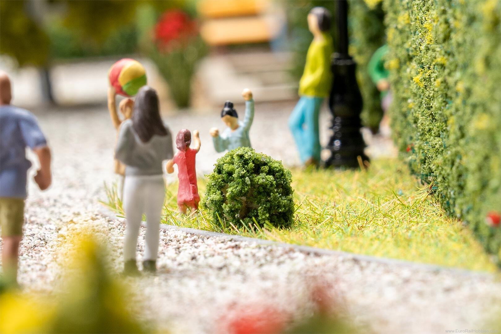 Faller 181593 20 Front garden trees, boxwood, round