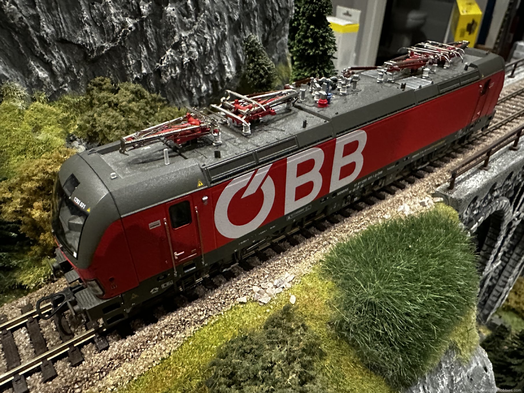 Pre-Owned & Collectibles -AS-R-79954 2nd Hand - Roco OBB Electric locomotive class