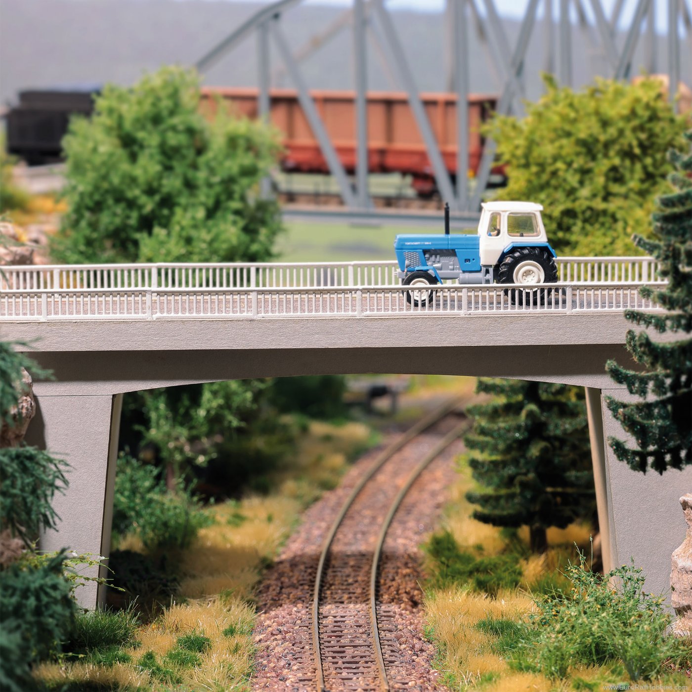 Busch 1099 Busch Railway overpass