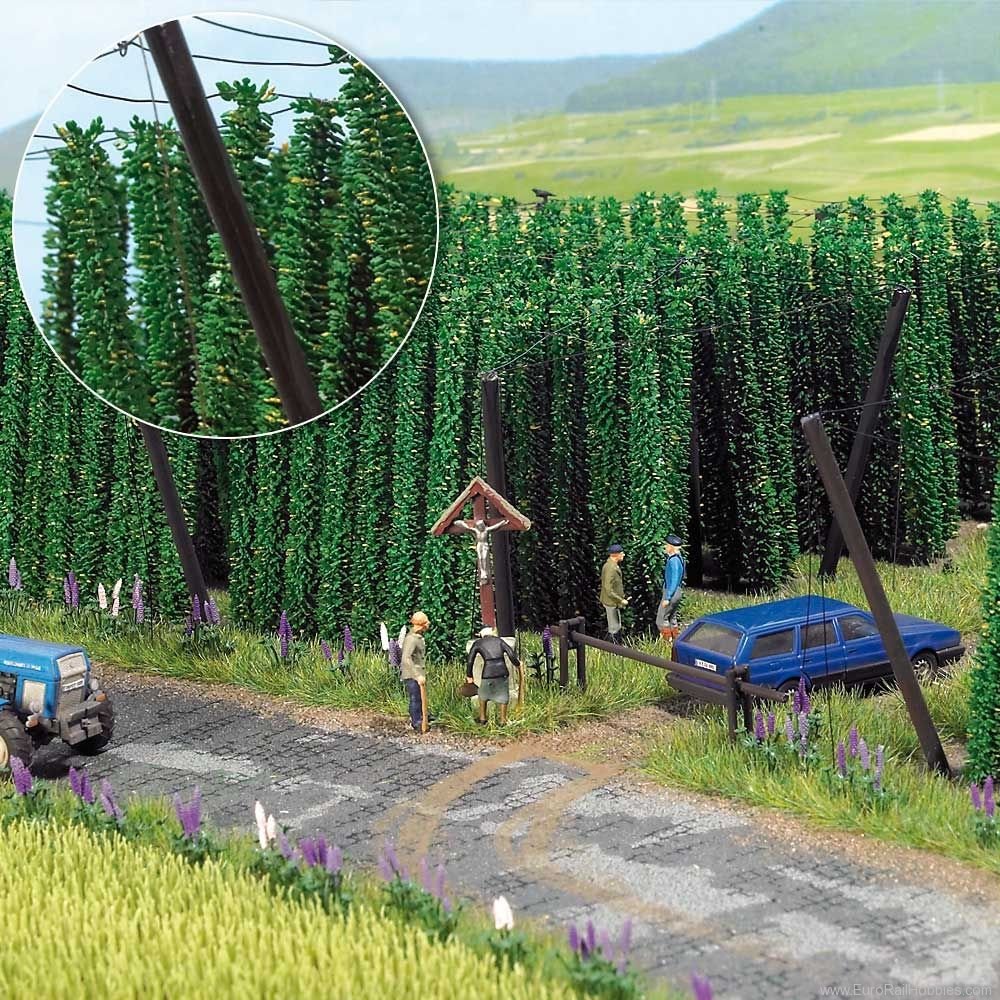 Busch 1215 Busch Hop Field