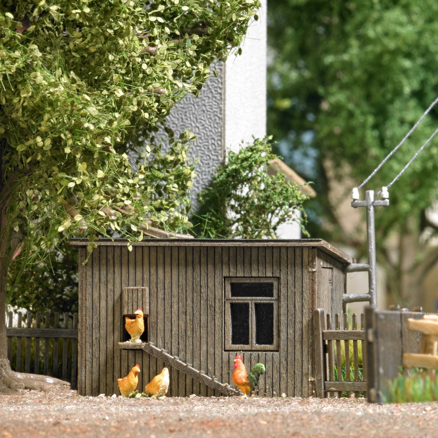 Busch 1844 Busch Chicken coop with chickens