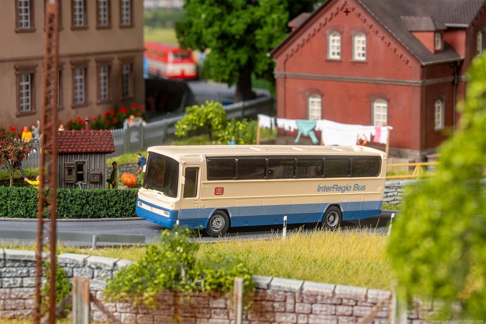 Faller 161424 MB O 303 InterRegio Bus (WIKING)