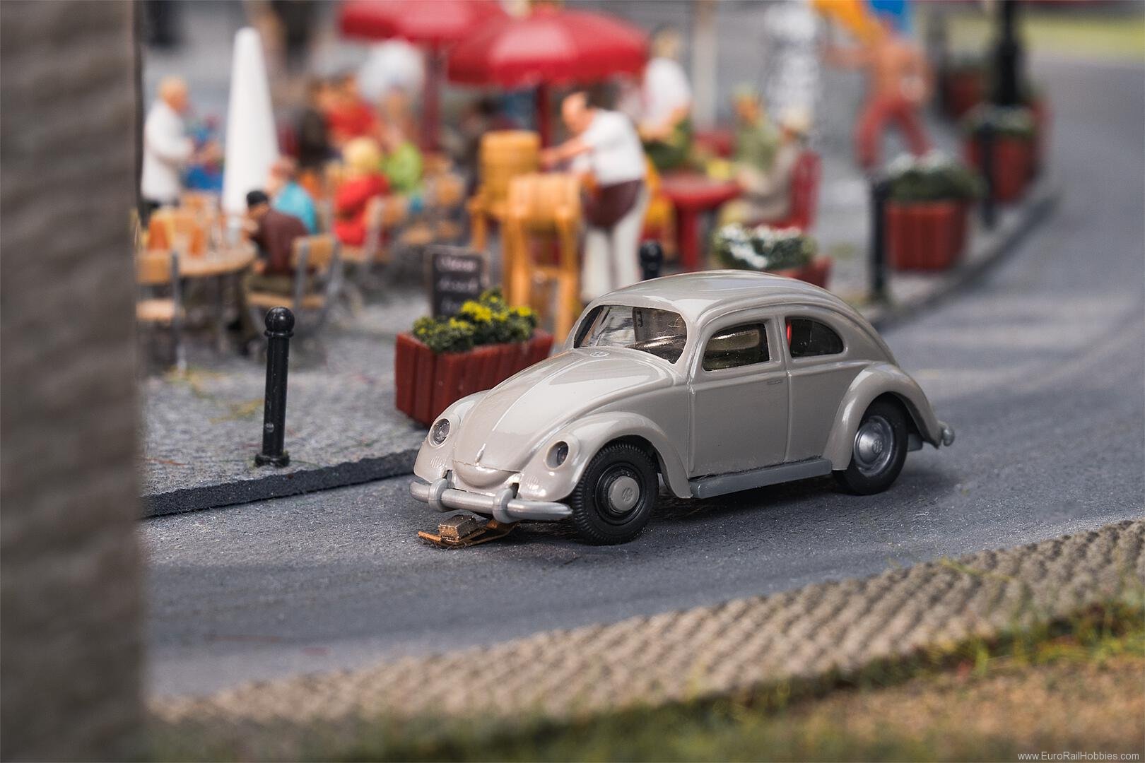 Faller 161444 VW Beetle, grey
