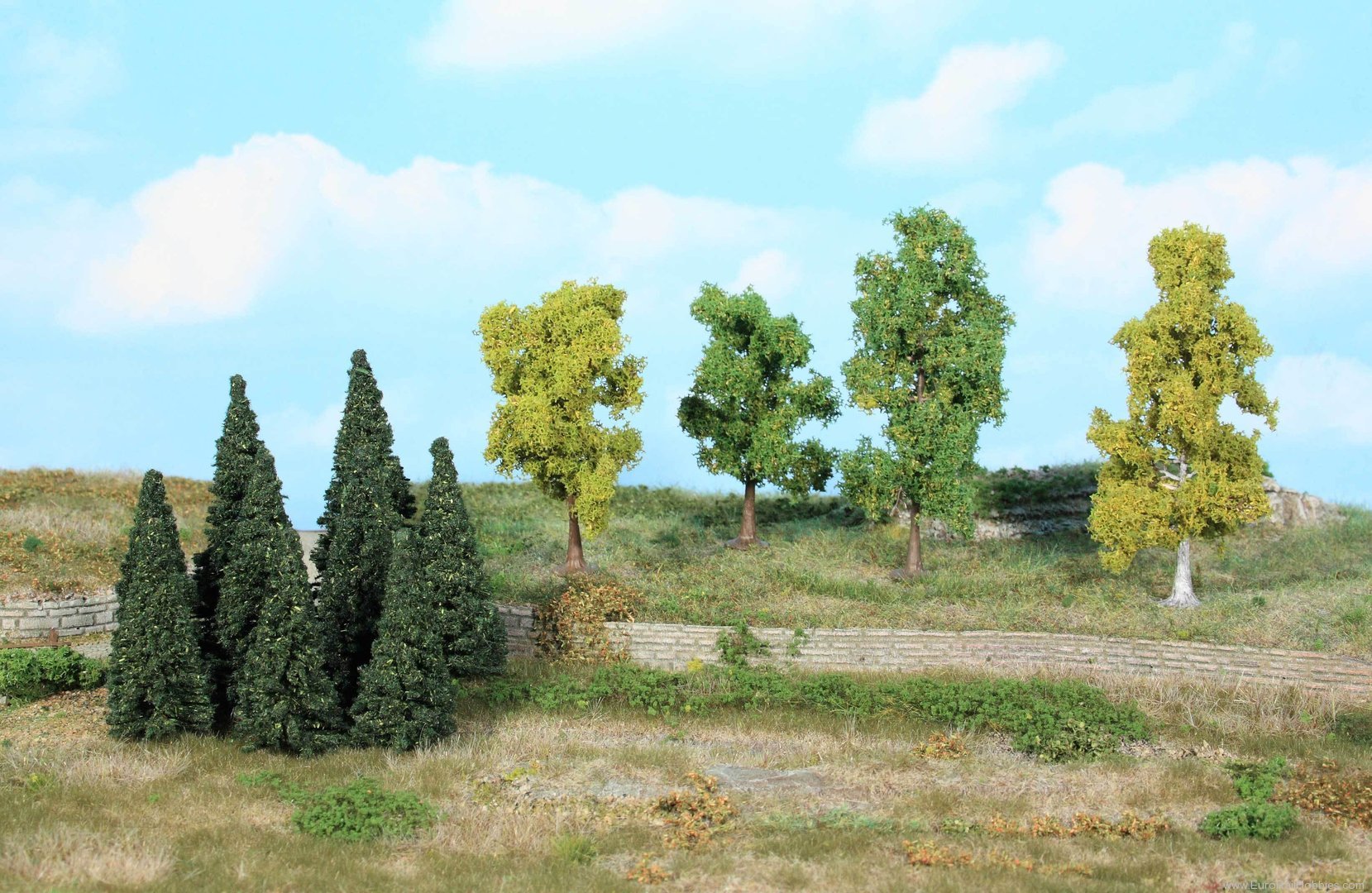 Heki 1963 Heki Super Artline Mini Forest Set 30 Trees a