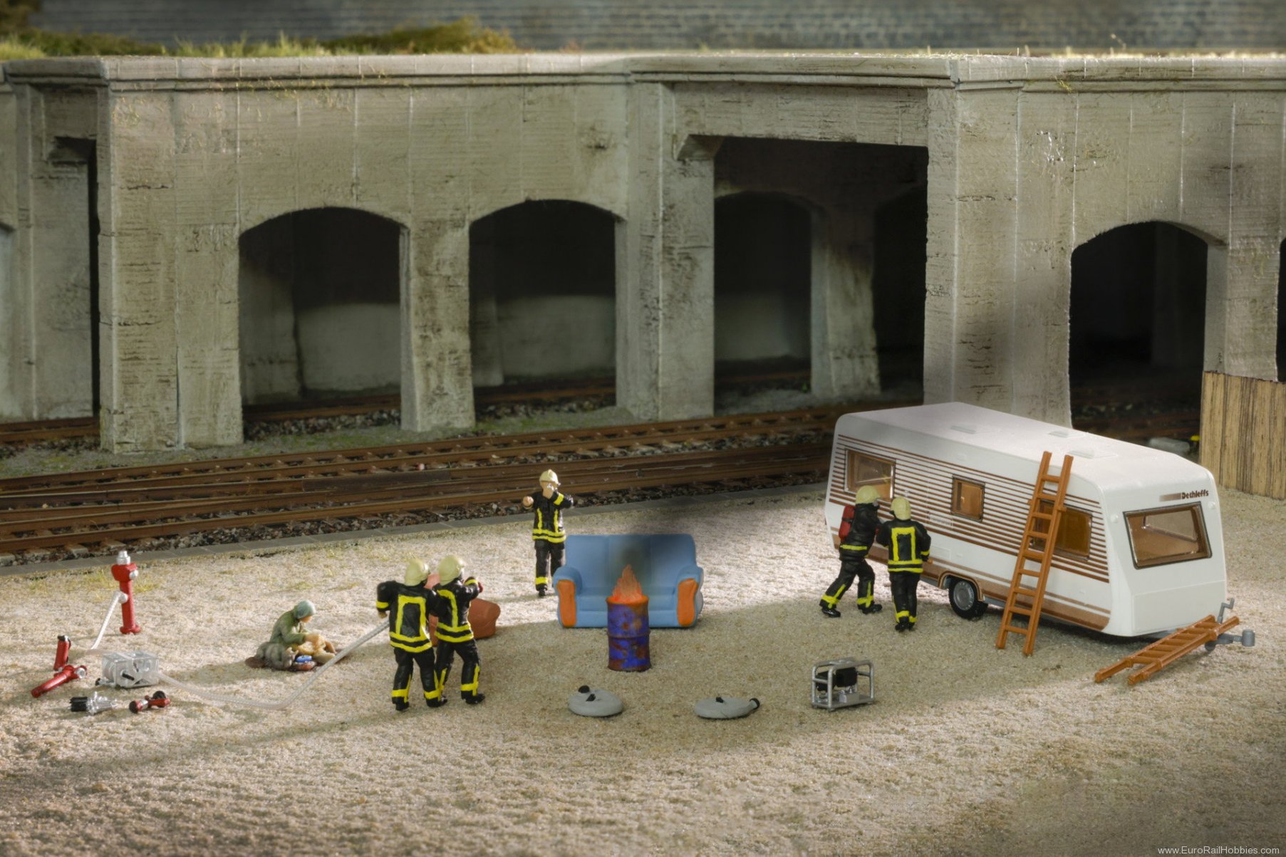 Noch 16259 Themed Figures Set 'Fire Brigade Operation'