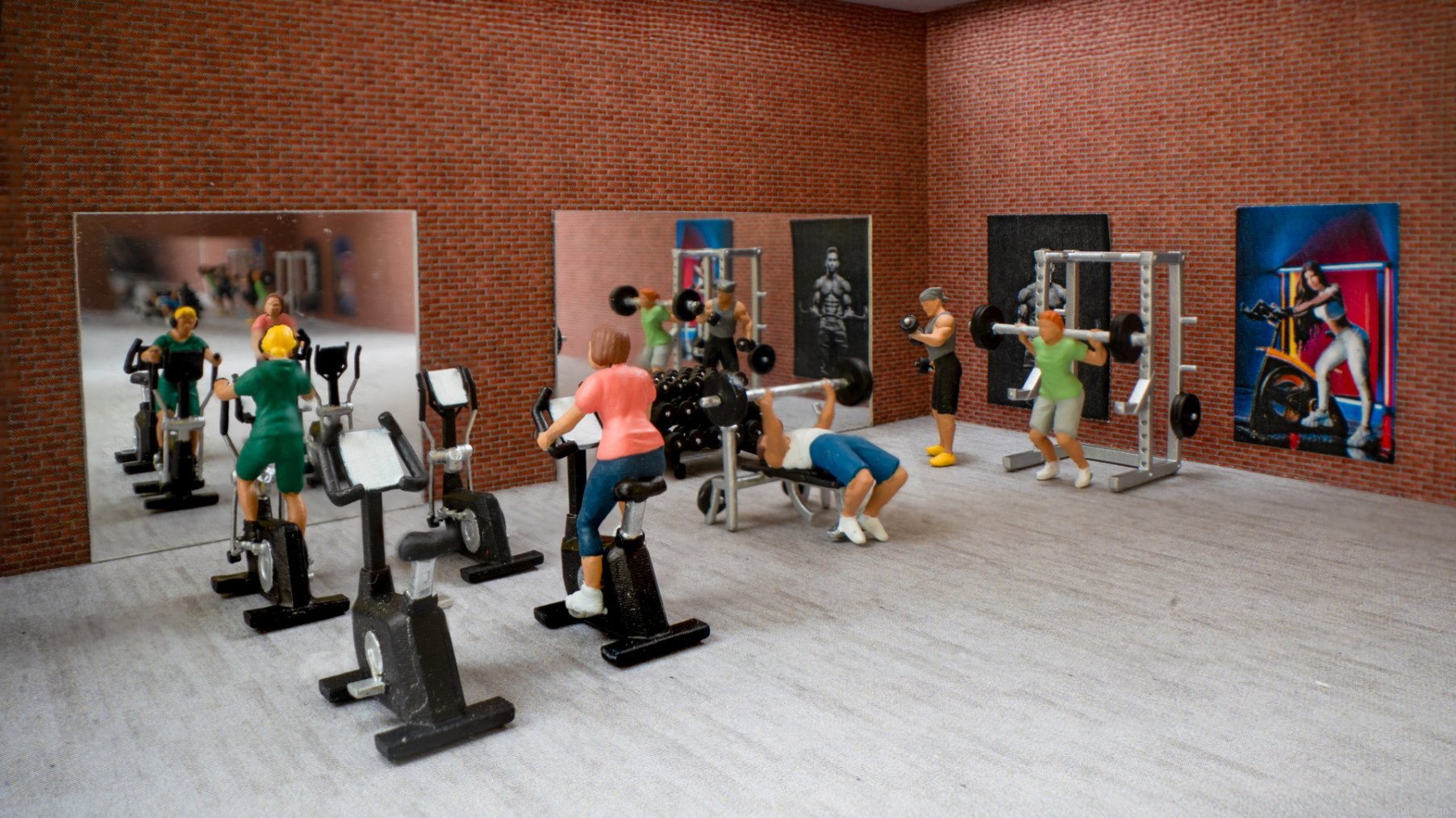Noch 16292 Themed Figures Set 'Gym'