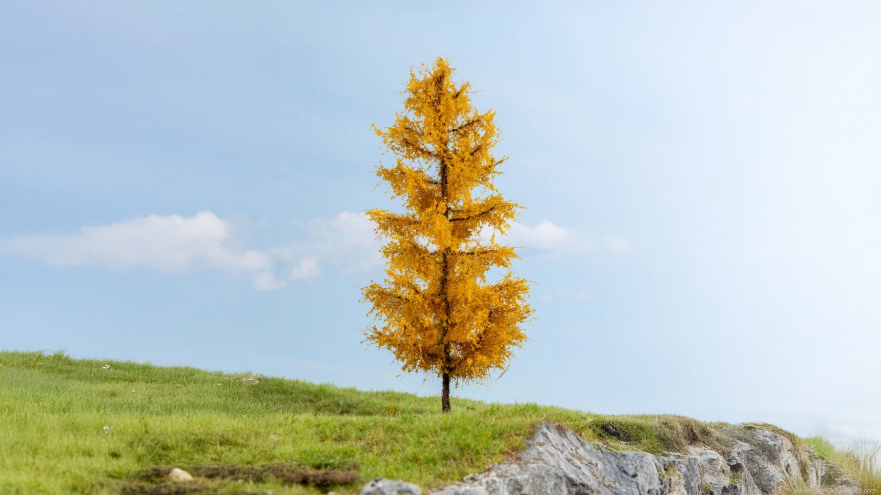 Noch 20167 Larch, Autumn