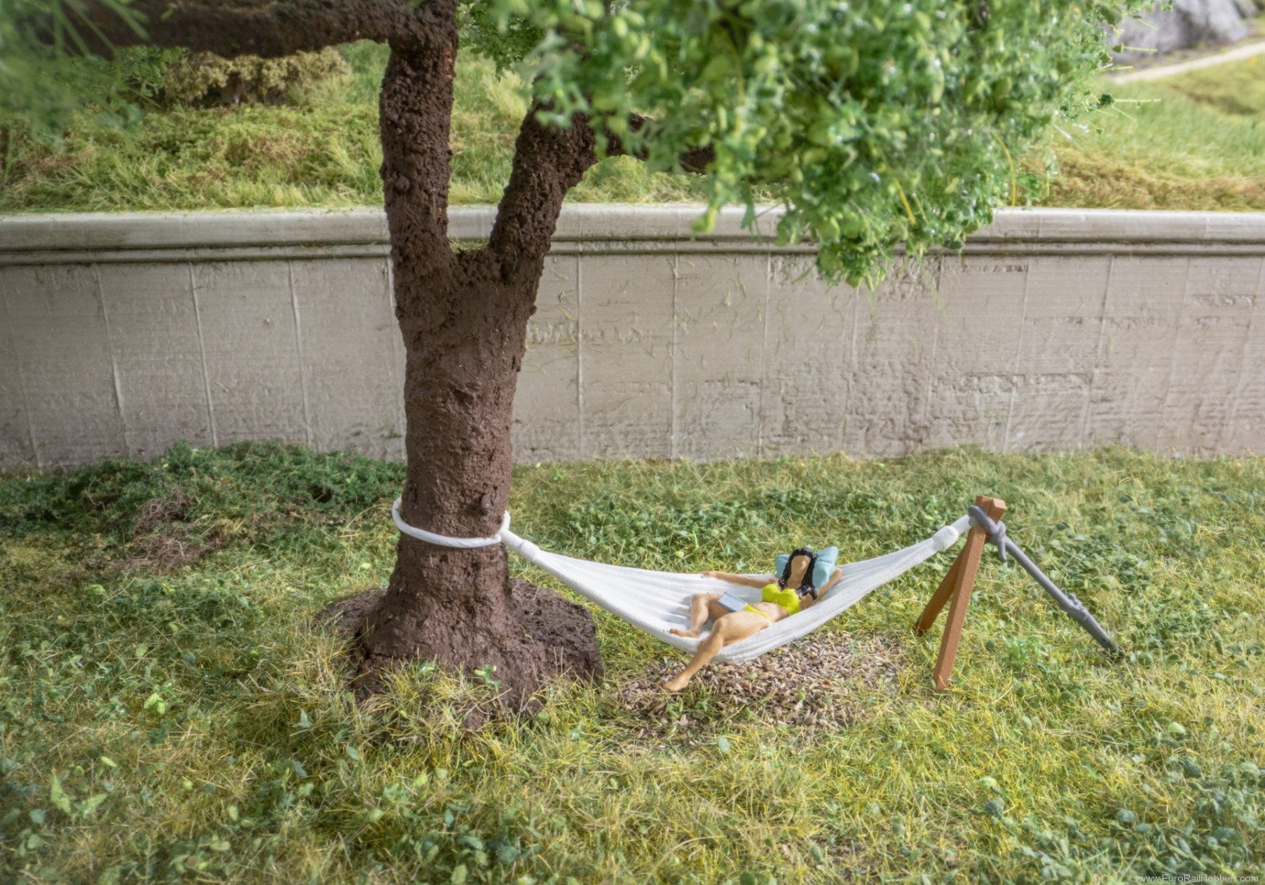 Noch 21773 micro-motion Tree with Hammock