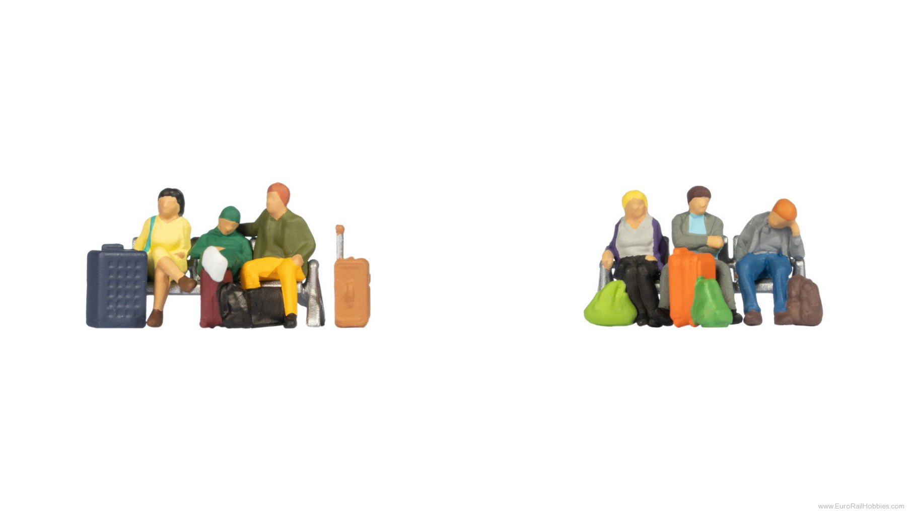 Noch 45213 Sitting Passengers w/Luggage