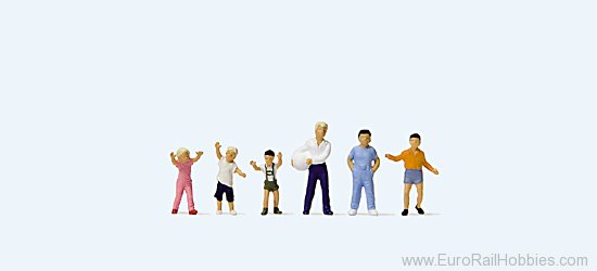 Preiser 14120 Children playing ball