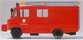 Preiser 35026 Emergency Mercedes -- 408 Fire Van with Ladde