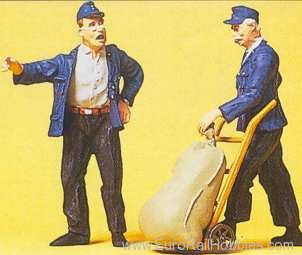Preiser 45098 Pedestrians -- Delivery Men w/Dolly 