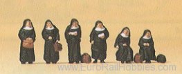 Preiser 79128 People Working -- Nuns w/Luggage 