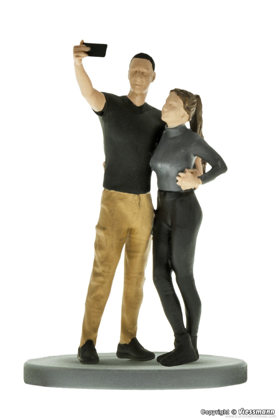 Viessmann 1559 Couple snaps selfie and flashlight