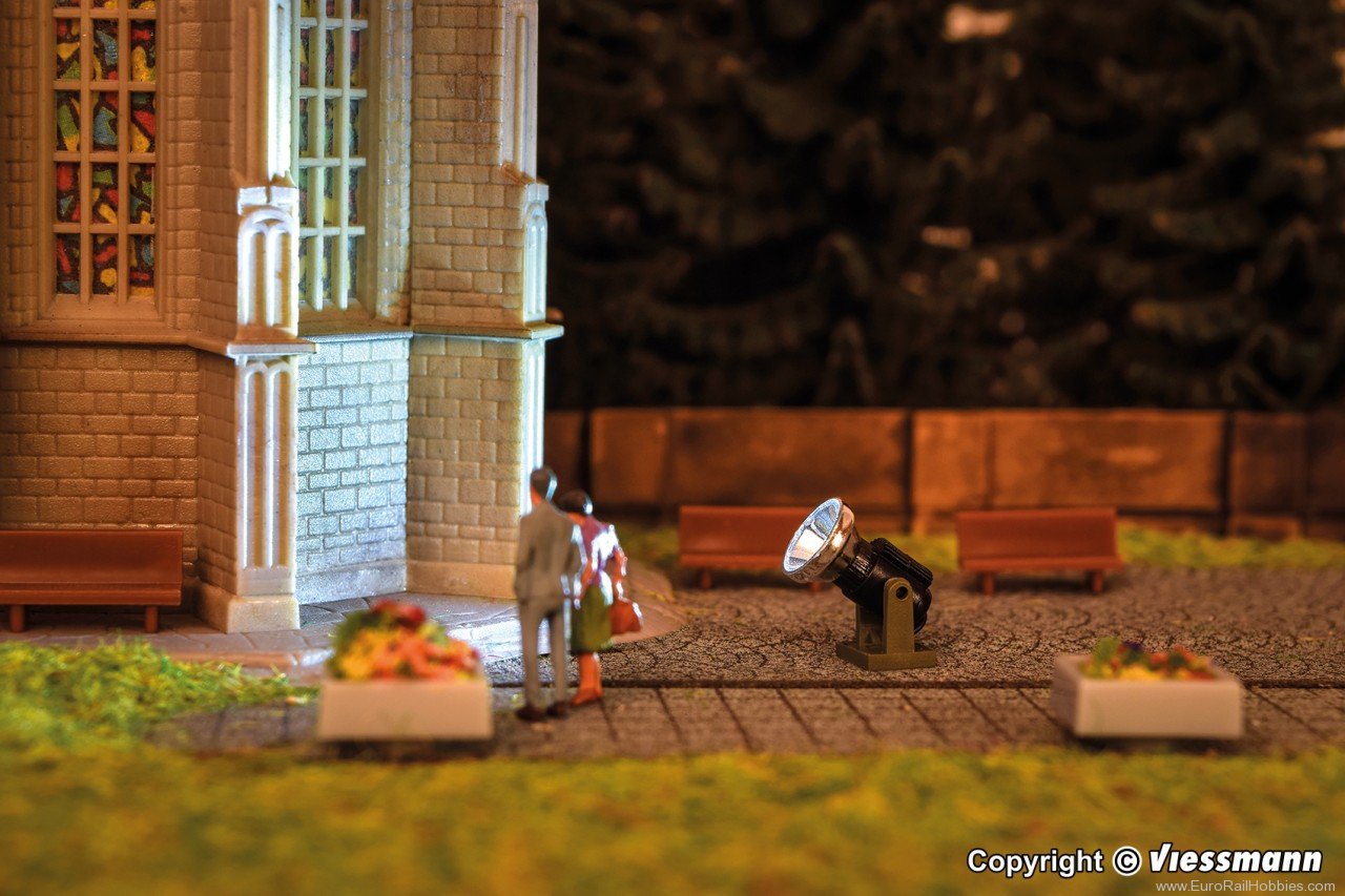 Viessmann 6930 TT Floodlight spot low, LED white