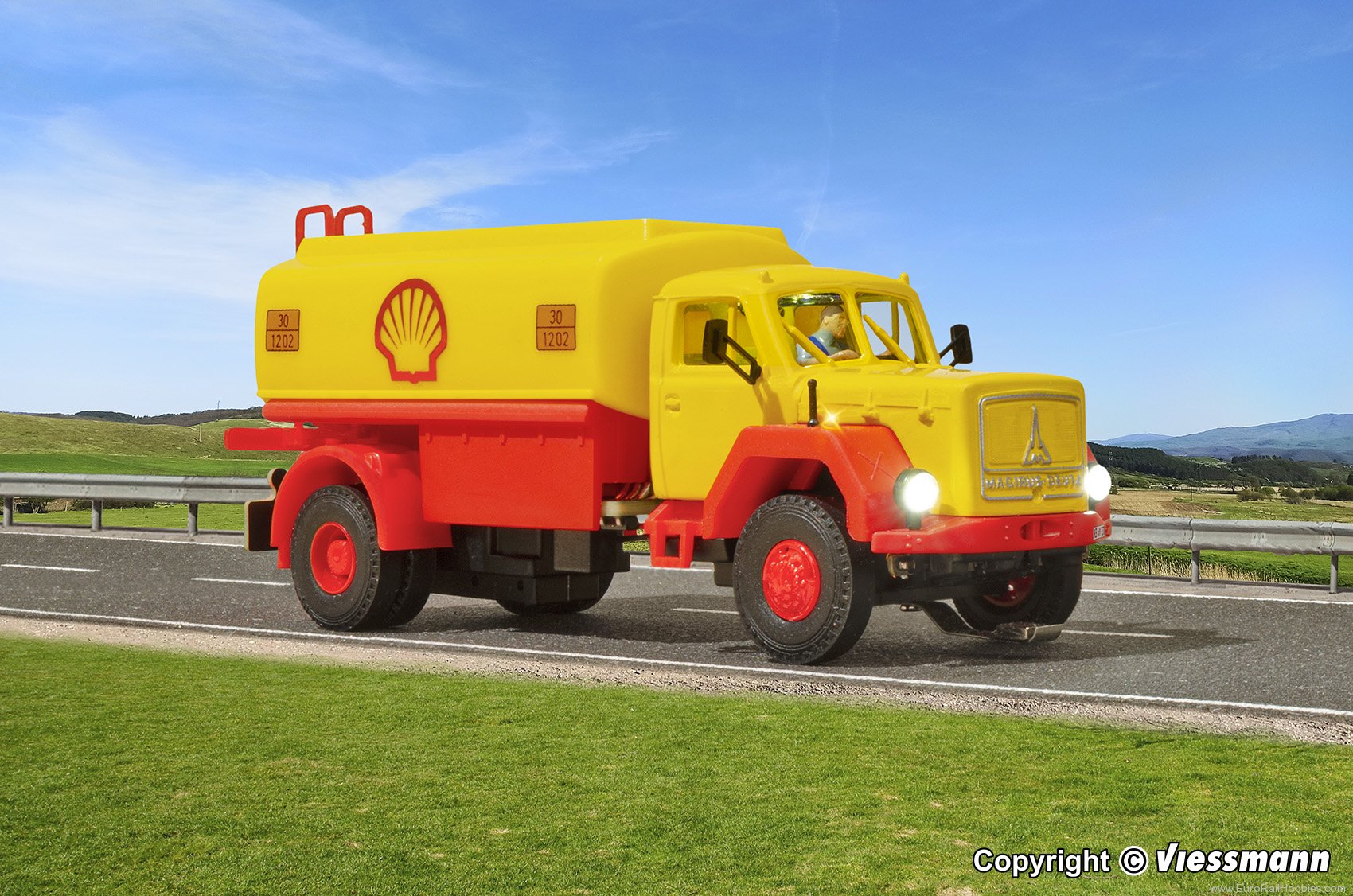 Viessmann 8131 Viessmann MAGIRUS DEUTZ 2-axle tanker truck S