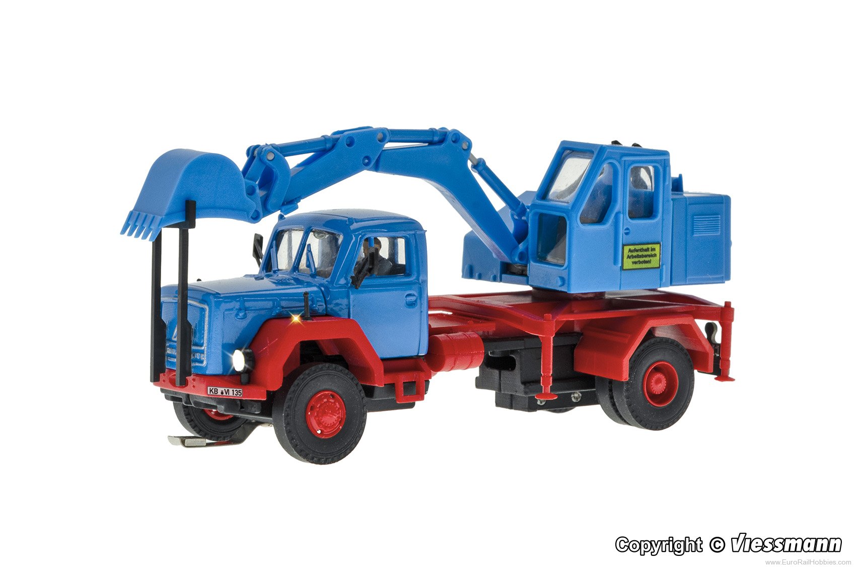 Viessmann 8135 MAGIRUS DEUTZ 2-axle square bonnet with excav