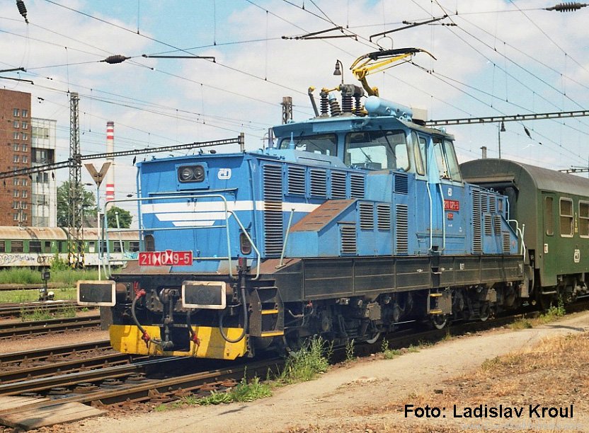 Piko 21084 CD BR 210 Electric Locomotive