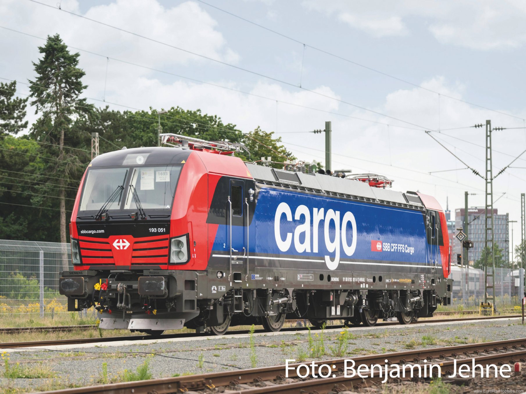 Piko 21692 SBB Electric Locomotive Vectron