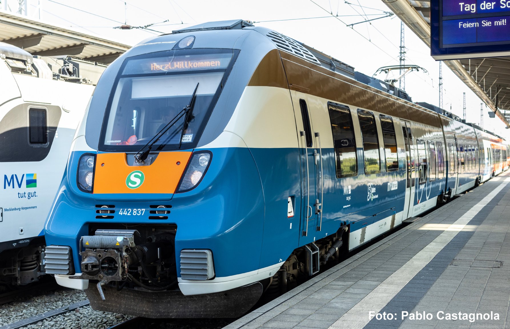 Piko 21824 DB AG BR442 'Talent 2' S-Bahn Rostock Electri