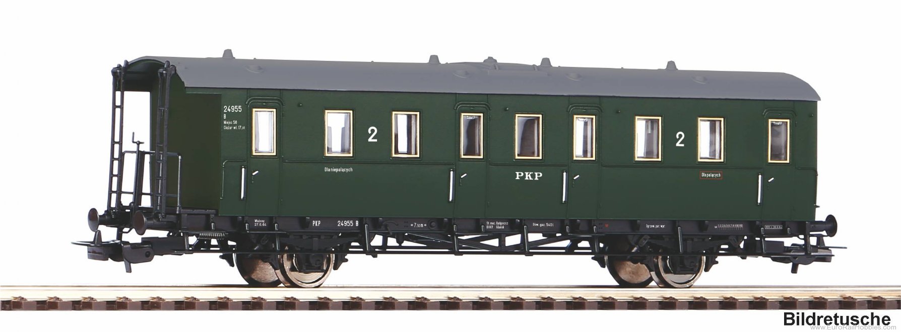 Piko 53136 PKP 2nd Class Compartment Coach