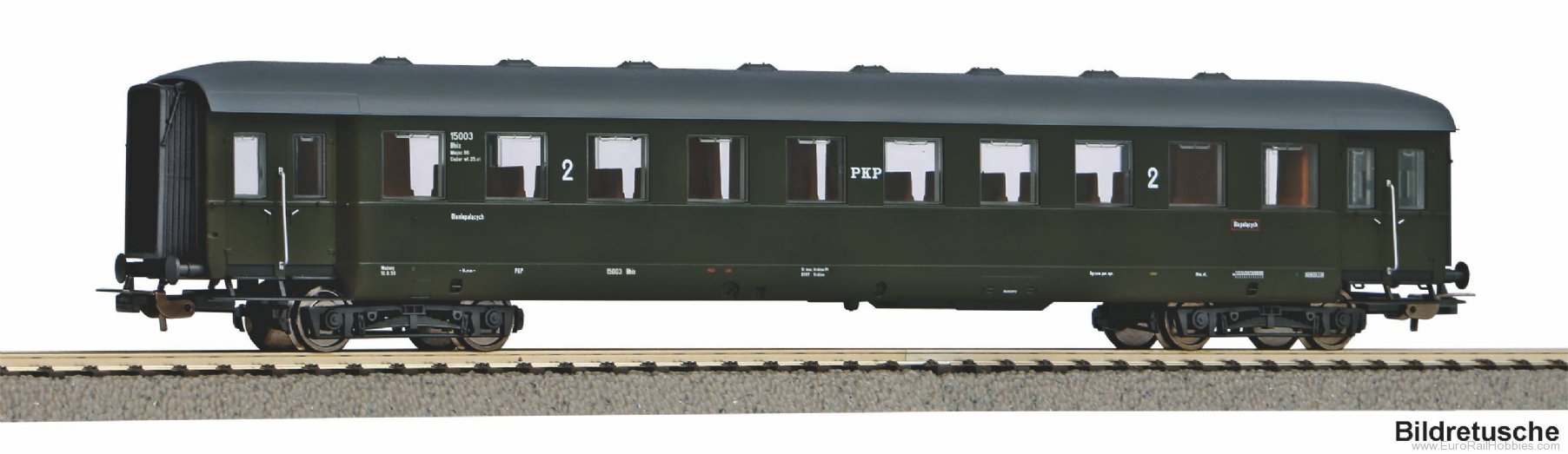 Piko 53288 PKP 2nd Class 'Skirted Express Coach'
