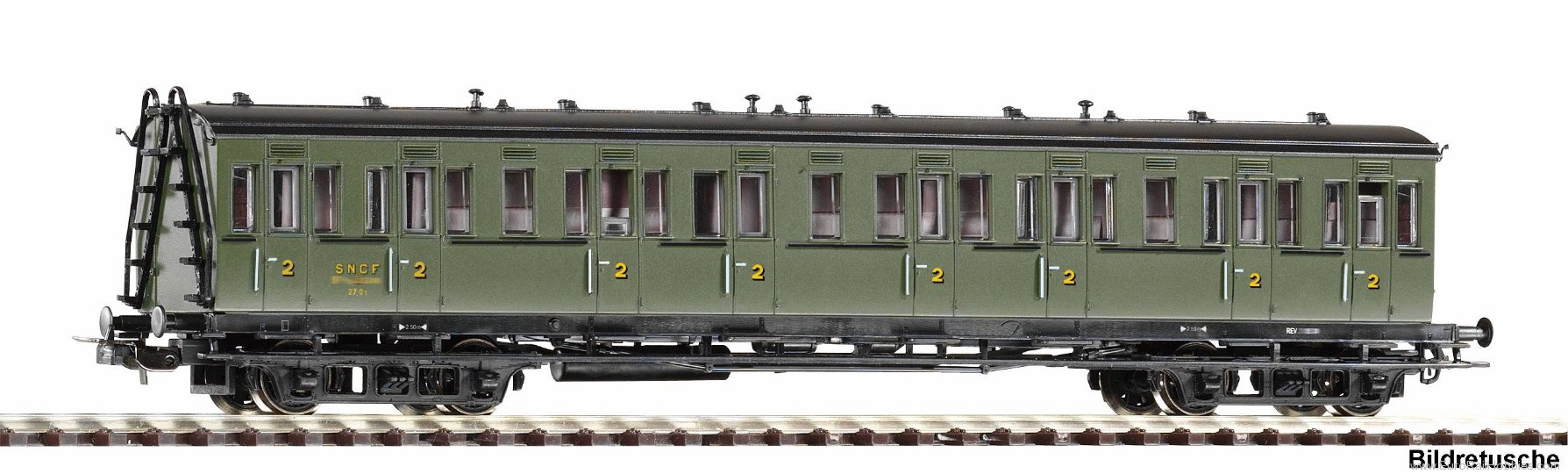 Piko 53349 SNCB 2nd Class 4 Axle Compartment Coach