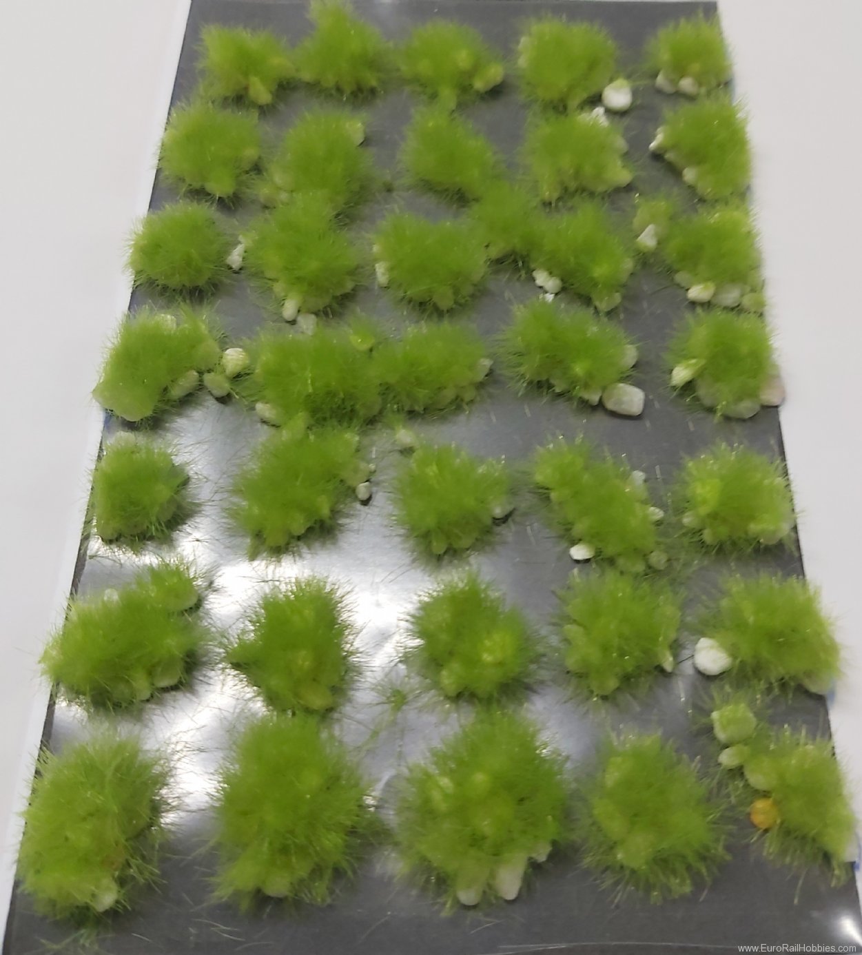 Silhouette Silflor MiniNatur 749-21S Tuft of grass with stones, light, Spring   15